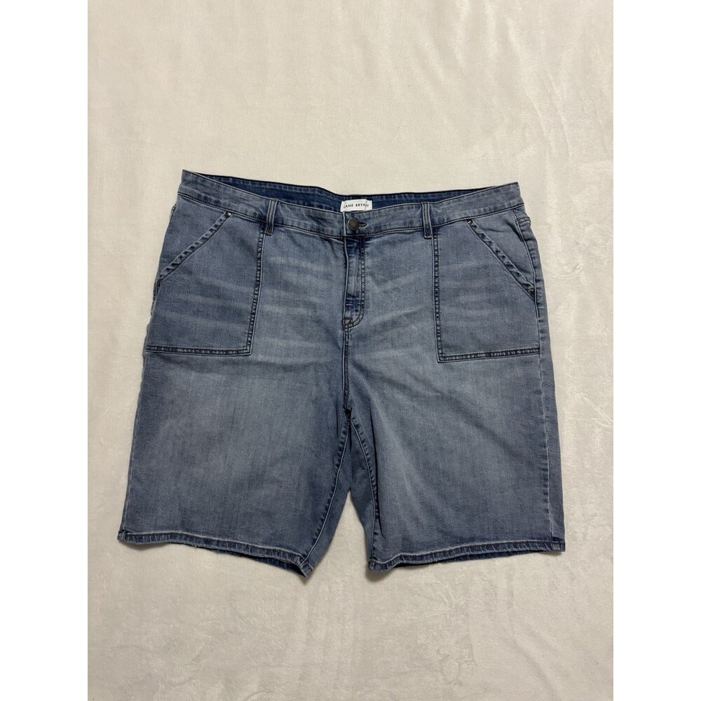 Lane Bryant Boyfriend Fit Denim Bermuda Mid-Rise Shorts Women’s Sz 24 Flex Magic